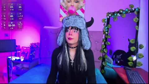 Snapshot of demony_deadboy chatting on 04.02.26 Maki online show from 04.02.26