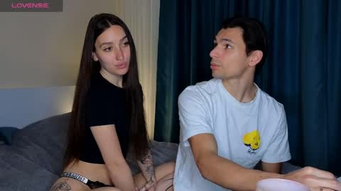 den_kikki online show from 04.20.26