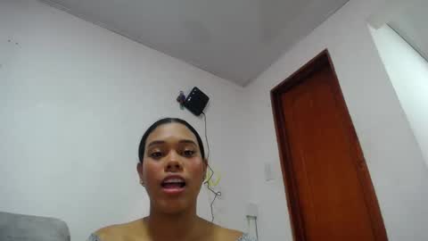 Snapshot of dena_k_ chatting on 09.09.25 Dena k s online show from 09.09.25