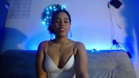 Snapshot of dena_k_ chatting on 12.21.25 Dena k s online show from 12.21.25