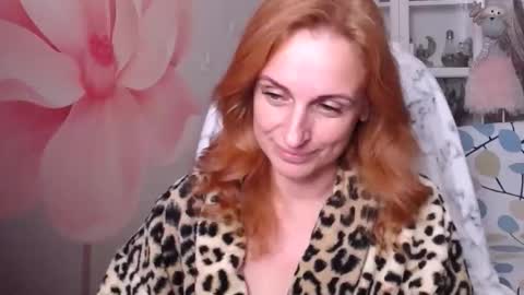 denhiey online show from 10.10.25