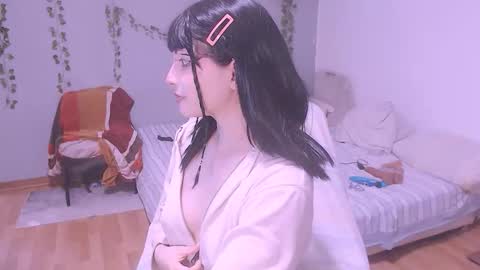 Snapshot of deni_bloom chatting on 01.15.26 Denisse schedule Monday to Friday 1300-1900 mexican time Saturday-maybe it could be a surprise IDEPENDENT MODEL online show from 01.15.26