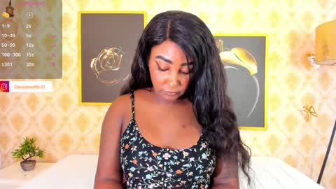 Snapshot of denise_wolfe chatting on 12.21.24 Denisse online show from 12.21.24
