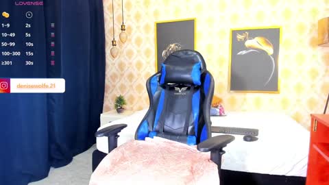 Snapshot of denise_wolfe chatting on 01.29.25 Denisse online show from 01.29.25