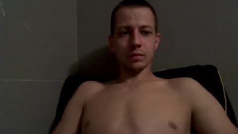 Snapshot of deniss17s chatting on 09.25.25 deniss17s online show from 09.25.25