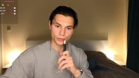 Den online show from 04.10.26