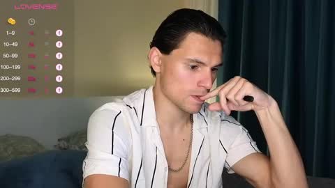 Snapshot of denlover chatting on 04.27.26 Den online show from 04.27.26