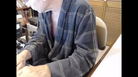 Snapshot of denn_jett chatting on 01.16.25 Den  Jet online show from 01.16.25