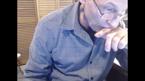 Snapshot of denn_jett chatting on 01.22.25 Den  Jet online show from 01.22.25