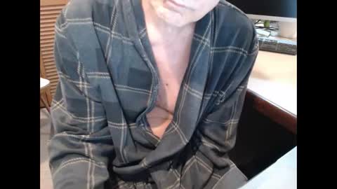 Snapshot of denn_jett chatting on 01.26.25 Den  Jet online show from 01.26.25