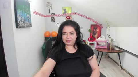 dennyssecharm online show from 10.27.25