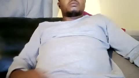 Snapshot of dentzo chatting on 01.17.25 mastER blACK online show from 01.17.25