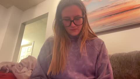 Nikki Denvers Minx online show from 01.18.25