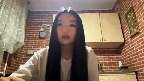 Emma online show from 11.14.25