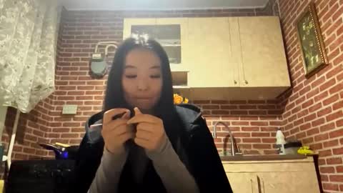 Emma online show from 11.16.25