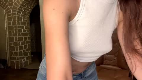 Snapshot of deonnamitcheltree chatting on 06.08.26 Eva online show from 06.08.26