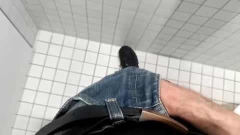 Snapshot of der_wanderer12 chatting on 10.27.25 der_wanderer12 online show from 10.27.25