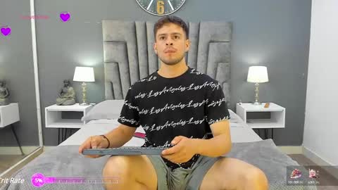 Snapshot of derek_hussain chatting on 12.21.24 Derek Hussain online show from 12.21.24