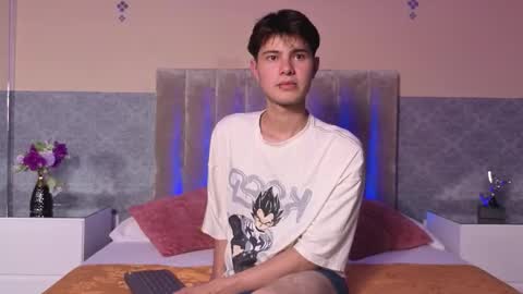 Snapshot of derek_sinn chatting on 02.12.26 derek_sinn online show from 02.12.26