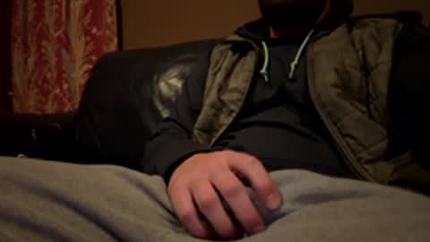 Snapshot of derekmaxxx chatting on 02.18.26 derekmaxxx online show from 02.18.26