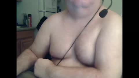 Snapshot of derrickkearley2055 chatting on 11.24.25 derrickkearley2055 online show from 11.24.25