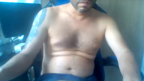 Snapshot of derrik_ chatting on 07.30.26 online show from 07.30.26