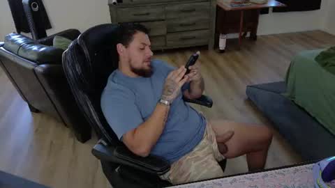 Snapshot of desertadventures25 chatting on 06.22.26 desertadventures25 online show from 06.22.26