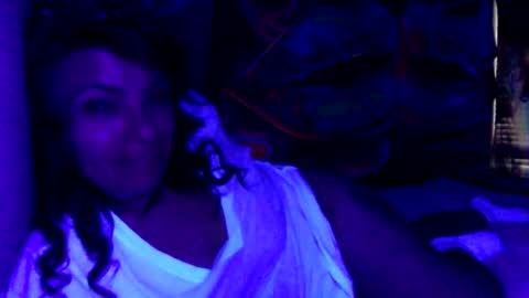 Snapshot of desertbeauty420 chatting on 05.30.26 desert beauty420 online show from 05.30.26