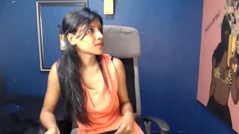 Snapshot of desibabexxx chatting on 10.23.25 desibabexxx online show from 10.23.25