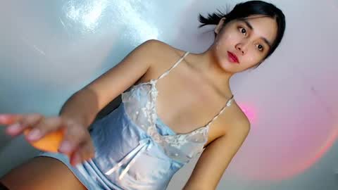 Snapshot of desirable_rica chatting on 04.25.26 desirable_rica online show from 04.25.26