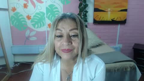 Snapshot of desire_latin chatting on 02.23.26 VALERIA online show from 02.23.26