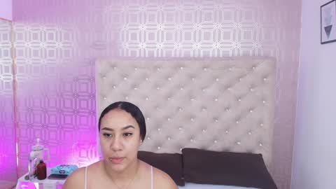 Snapshot of desire_sara chatting on 02.03.25 Sara Desire online show from 02.03.25