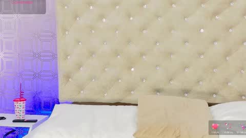 Snapshot of desire_sara chatting on 01.12.26 Sara Desire online show from 01.12.26