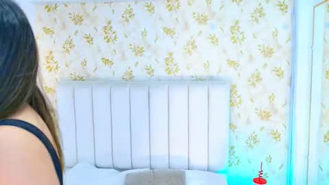 Snapshot of desire_sara chatting on 01.13.26 Sara Desire online show from 01.13.26