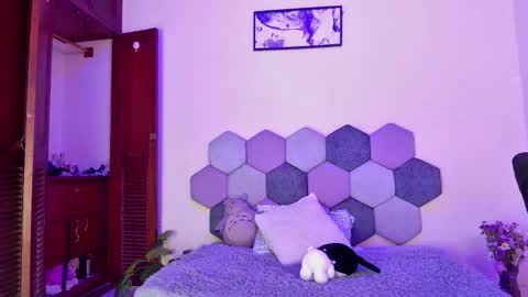 TORI AND MR. BEAR online show from 01.06.26