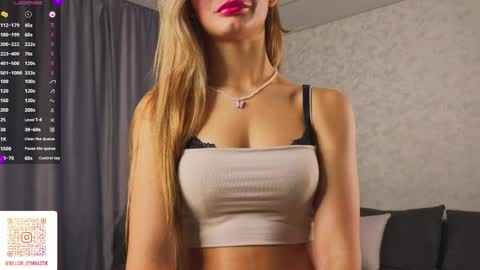 Snapshot of desireeclipse chatting on 04.09.26 Willow online show from 04.09.26