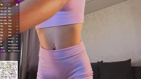 Snapshot of desireeclipse chatting on 04.16.26 Willow online show from 04.16.26