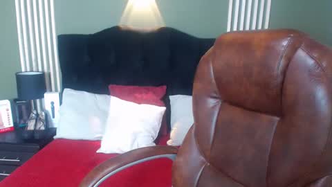 Snapshot of desiring__angel chatting on 01.07.25 Desiring Angel online show from 01.07.25