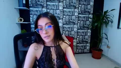 Snapshot of desiring__angel chatting on 07.16.26 Desiring Angel online show from 07.16.26