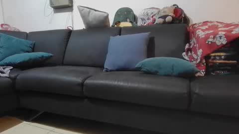 Snapshot of desogasuelta chatting on 05.13.26 Demonofsex online show from 05.13.26
