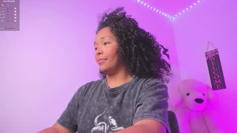 desty_y online show from 11.28.25