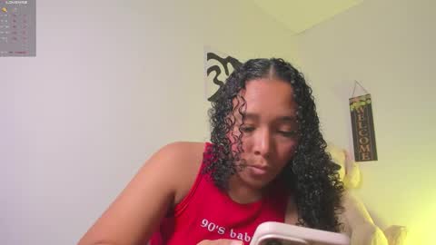 Snapshot of desty_y chatting on 02.11.26 desty_y online show from 02.11.26