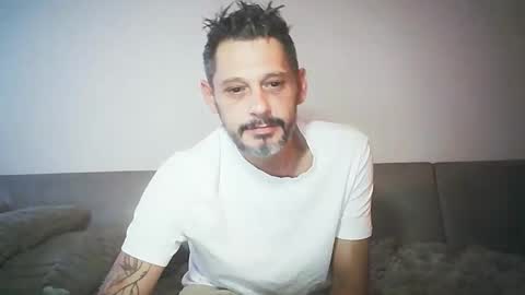 Snapshot of deuxamoureuxhot chatting on 04.06.26 deuxamoureuxhot online show from 04.06.26