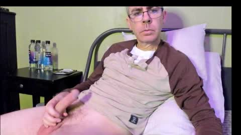 Snapshot of devas11 chatting on 11.22.25 Devas online show from 11.22.25