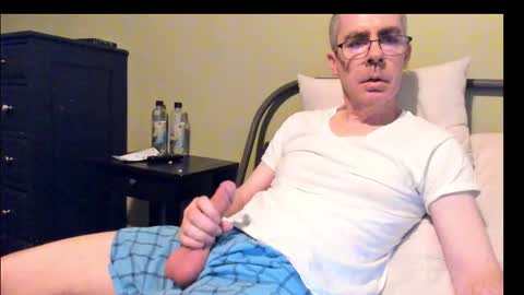 Snapshot of devas11 chatting on 11.26.25 Devas online show from 11.26.25