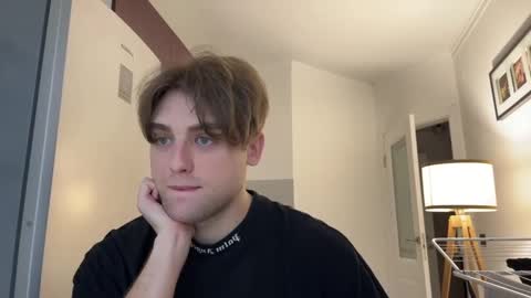 devilnut1 online show from 01.28.25