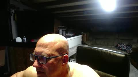Snapshot of devilwarrior0511 chatting on 05.11.26 Donthate73 online show from 05.11.26
