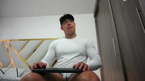 Devin Hunter online show from 10.18.25