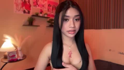 Devine Greyson online show from 10.19.25