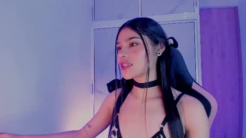 Snapshot of devours_fire chatting on 06.15.26 Sara 3 online show from 06.15.26
